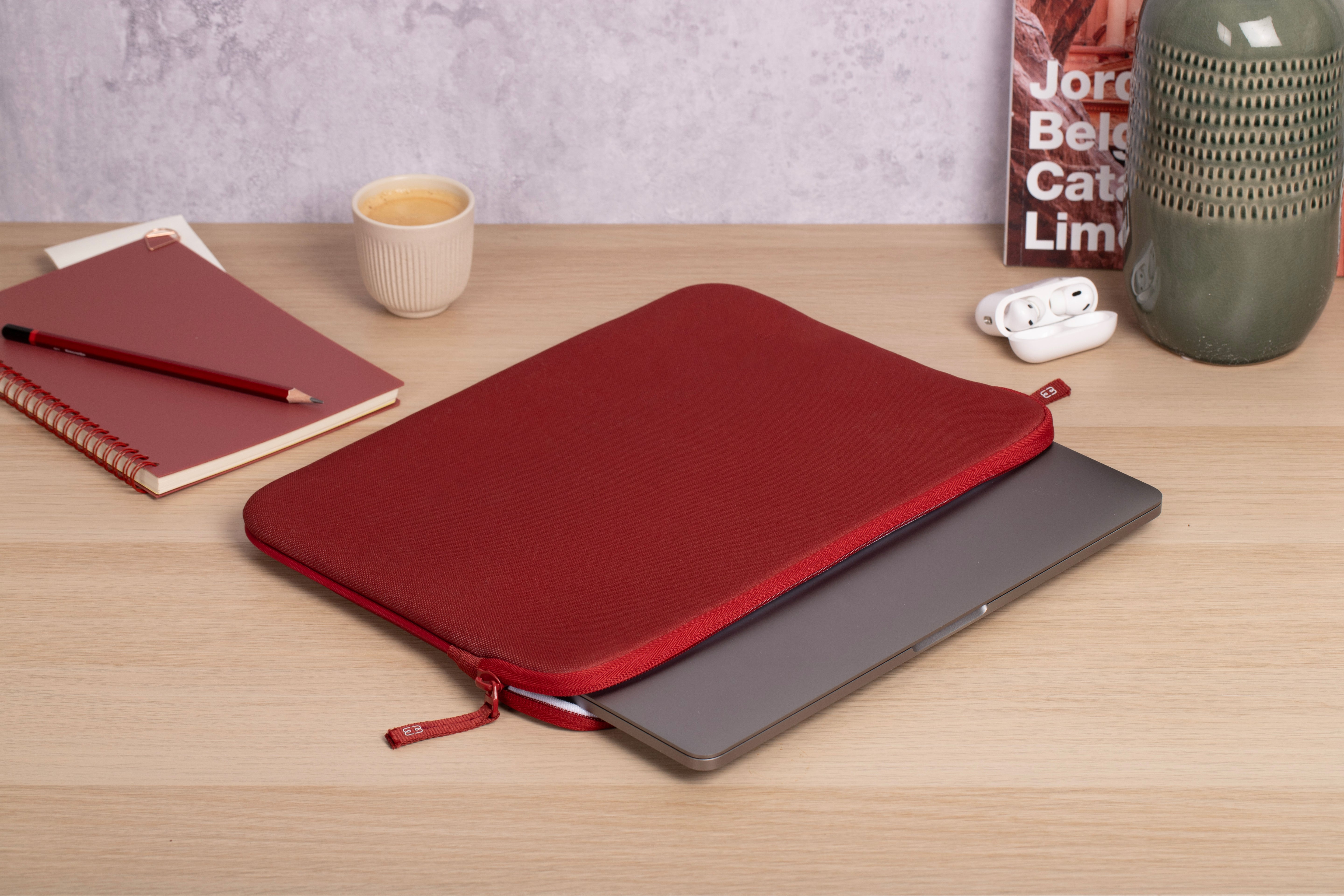 Housse MacBook Air 15 Basics ²Life Rouge/Blanc