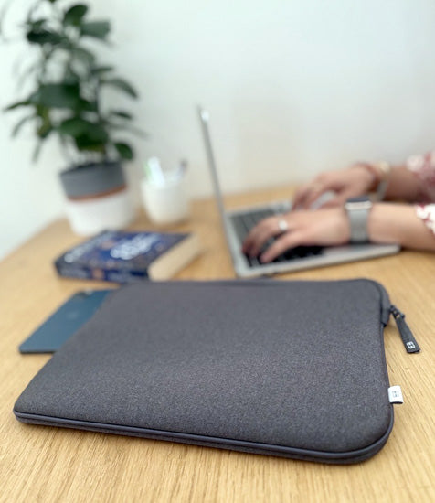 Housse MacBook Pro 14 Shade ²Life Anthracite
