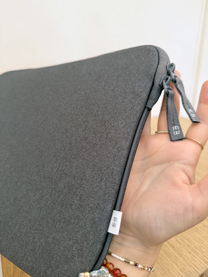 Housse MacBook Pro 16 Shade ²Life Anthracite