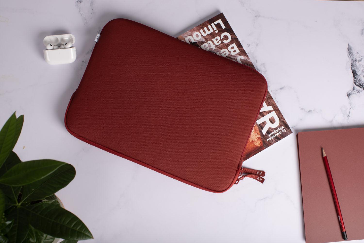 Housse recyclée pour MacBook Air/Pro 13″ - Rouge - MW