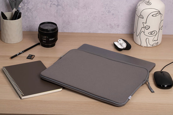 Housse MacBook Pro/Air 13 Basics ²Life Gris/Blanc
