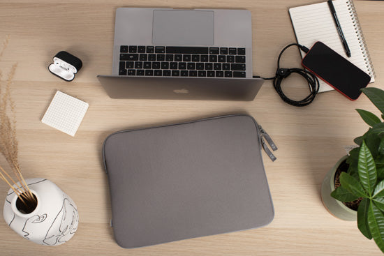 Housse MacBook Pro/Air 13 Basics ²Life Gris/Blanc