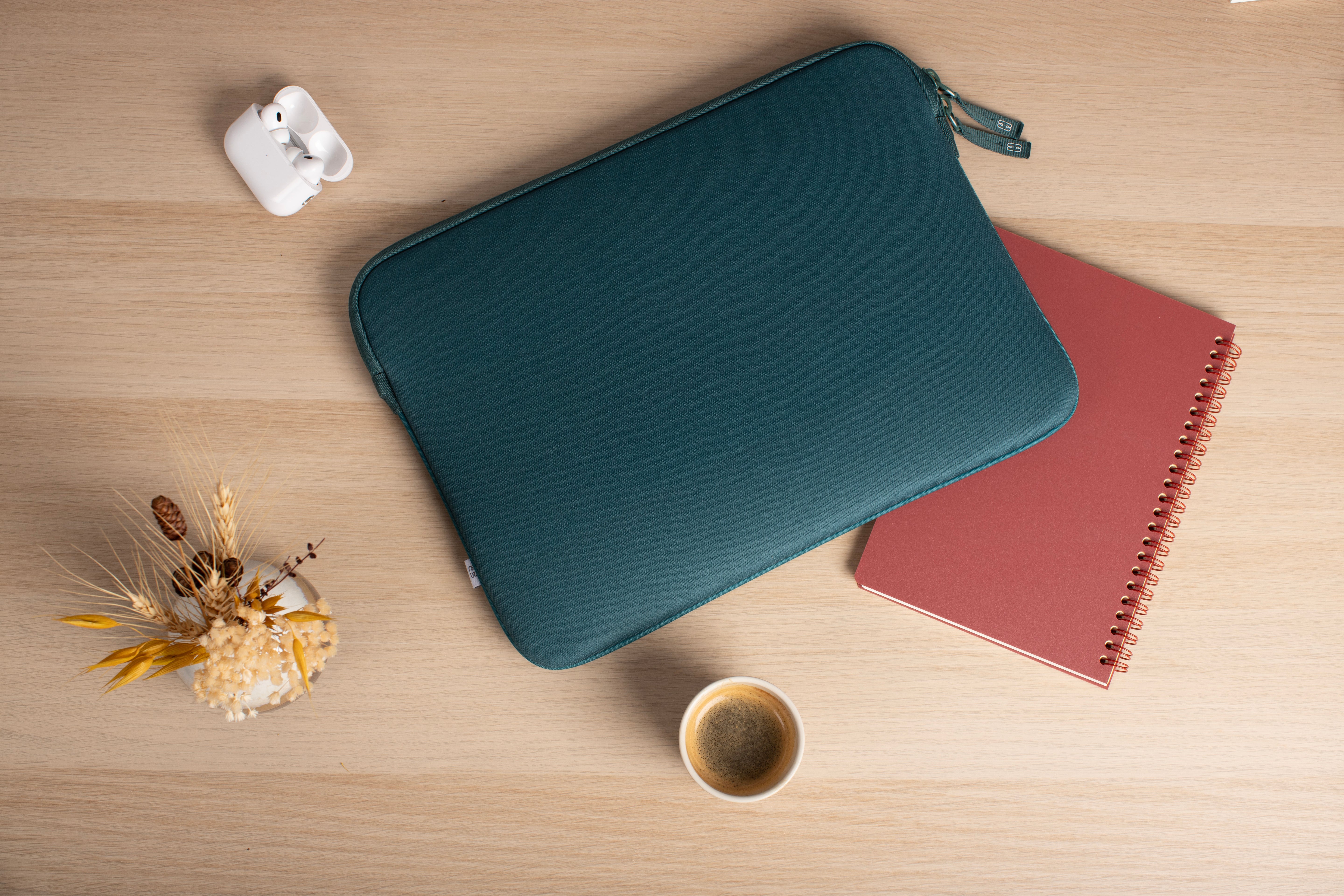 Housse MacBook Pro/Air 13 Basics ²Life Vert/Blanc