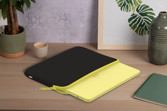 Housse MacBook NEO Basics ²Life Perfect Fit Black / Lemon